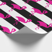 Zwart-wit met streping roze flamingo cadeaupapier (Hoek)