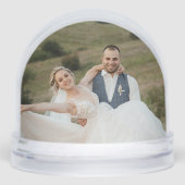 Zwart & Wit Minimal Bow Passen getrouwd Trouwfoto Sneeuwbol (Voorkant)