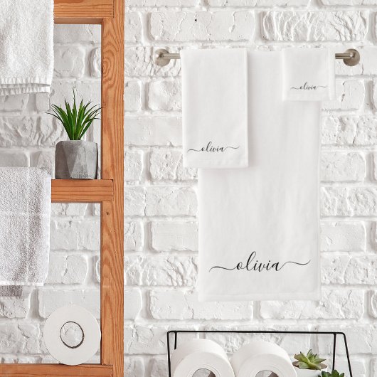 Zwart wit modern script meisjesmonogram naam bad handdoek