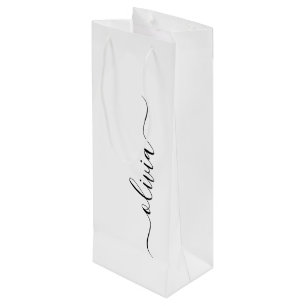 Zwart wit modern script meisjesmonogram naam wijn cadeautas
