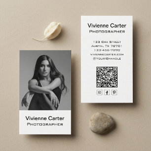 Zwart Wit Modern Sociaal Icoon QR Code Fotografie Visitekaartje