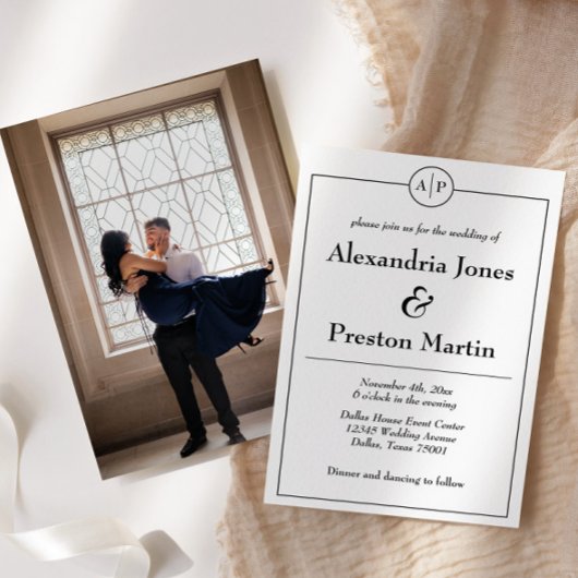 Zwart & Wit Monogram Foto Trouw Uitnodiging