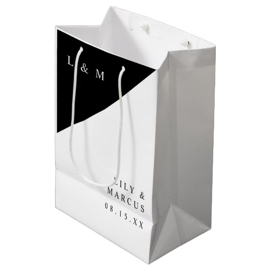 Zwart-wit monogram minimalistische bruiloft medium cadeauzakje (Voorkant Gekanteld)