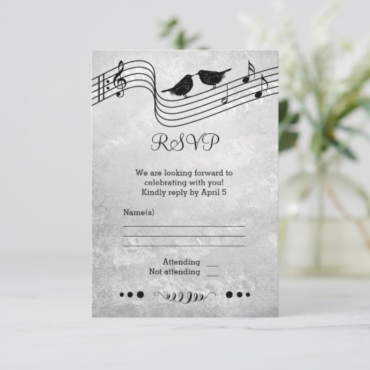 Zwart-wit muziek thema trouw RSVP kaart (Staand voorkant)