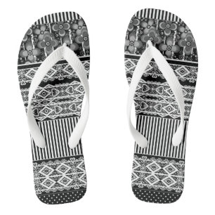 Zwart-wit patroon met kant en patchwork teenslippers
