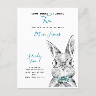 Zwart & Wit Some Bunny wordt twee verjaardag Uitnodiging Briefkaart