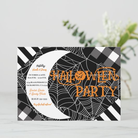 Zwart & Wit Spiderweb Patchwork Halloween Party Kaart (Staand voorkant)