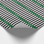 Zwart wit Stripe Forest Ribbon Name Monogram Cadeaupapier (Hoek)