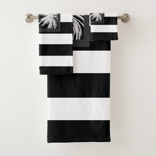 Zwart-wit Tropisch palm Trees Modern Chic Bad Handdoek (Insitu)