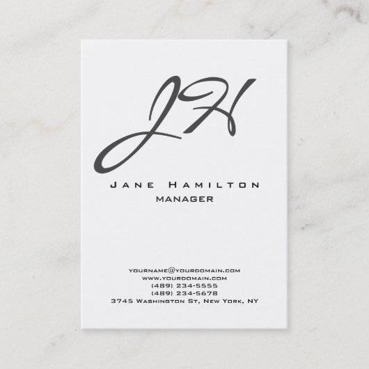Zwart wit verticaal modern plain script monogram visitekaartje (Voorkant)