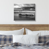 Zwart-wit Vist dok Storm Canvas afdrukken (Insitu (Slaapkamer))