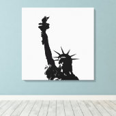 Zwart & Wit Vrijheidsbeeld Verpakt Canvas Afdruk (Insitu (Houten vloer))