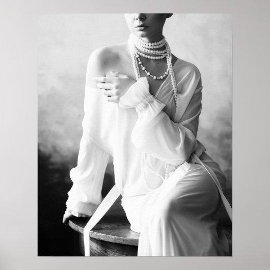  zwart-wit vrouw met parels poster (Voorkant)