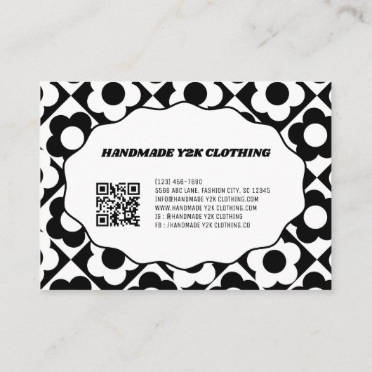 Zwart Wit Y2K Bloem Handgemaakte Kleding Visitekaartje (Achterkant)