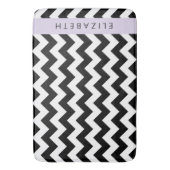 Zwart-wit Zigzag, Chevron Pattern, Jouw naam Badmat (Voorkant Verticaal)