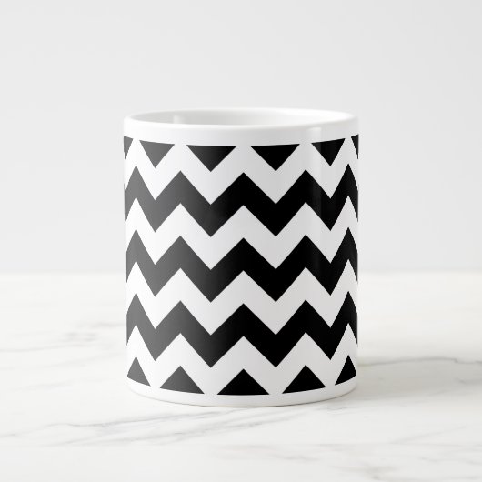 Zwart-wit zigzag patroon, Chevron Pattern Extra Grote Beker (Voorkant)
