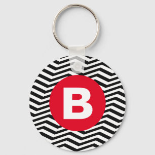 Zwart-wit zigzagpatroon met rode monogram sleutelhanger