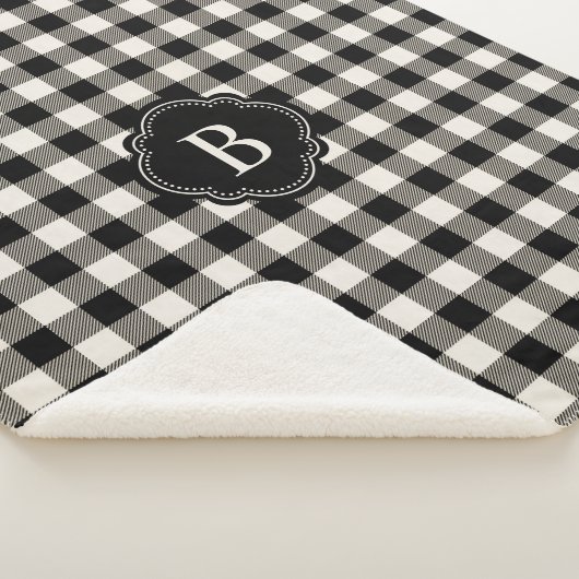 Zwart-witbuffel met monogram sherpa deken (3/4)