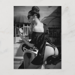 Zwart-witlingerie Model art. briefkaart