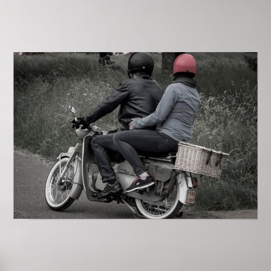 zwart-witpaar op motorfietsPoster Poster (Voorkant)