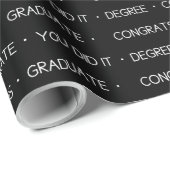 Zwart-witpapier met "congraten" cadeaupapier (Rol Hoek)