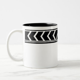 Zwart Witte Geometrische Tribale Patroon Klassieke Tweekleurige Koffiemok