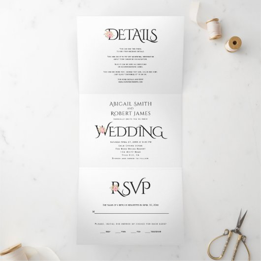 Zwart witte initialen, ampersand roze rozen bruilo drieluik uitnodiging (Binnen)