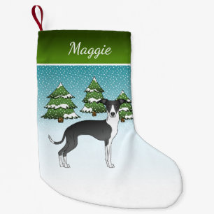 Zwart-witte Italiaanse Greyhound in winterbos Kleine Kerstsok