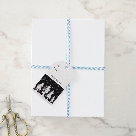Zwart-witte kerstbomen cadeaulabel (Met Touw)