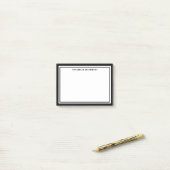 Zwart Witte Minimalistische Monogram Post-it® Notes (Op bureau)