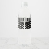 Zwart-witte strepen en polka dotted monogram waterfles etiket (Achterkant)