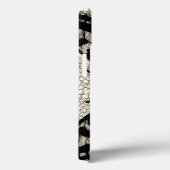 Zwart-witte vlinder op gekraakte achtergrond Case-Mate iPhone case (Achterkant / Rechts)