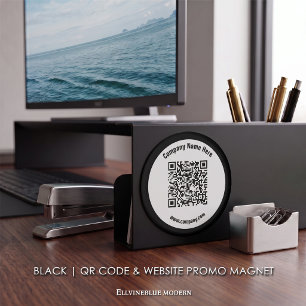 Zwarte aangepaste QR-code en websitepromo Magneet