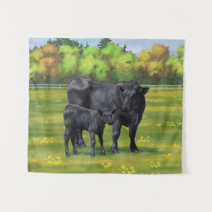 Zwarte Angus-Koe en Cute Calf in zomerperiode Wandkleed