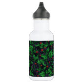 Zwarte bessen op donkergrijs waterfles  (Rechts)