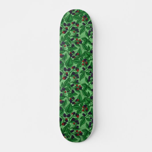 Zwarte bessen op groen skateboard (Voorkant)