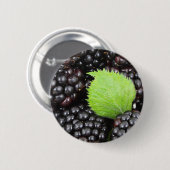 Zwarte bessen ronde button 5,7 cm (Voorkant /achterkant)