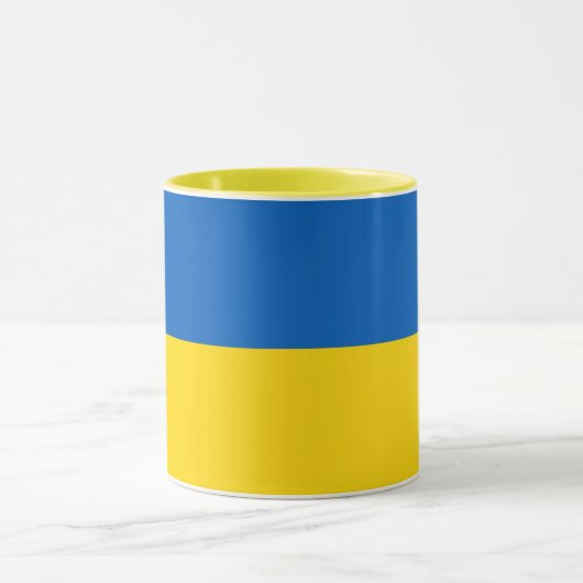 Zwarte Combo-Mok met vlag van Oekraïne Mok (Midden)