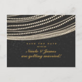 Zwarte donkere nachthemel en slingerlicht Save The Aankondigingskaart (Voorkant)