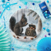 Zwarte eekhoorn saving eikels in portemonnee papieren bordje (Feest)