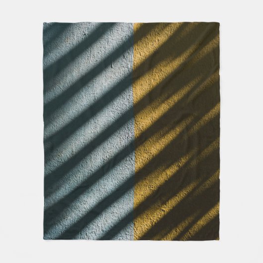 Zwarte en bruine gestreepte textiel fleece deken (Voorkant)