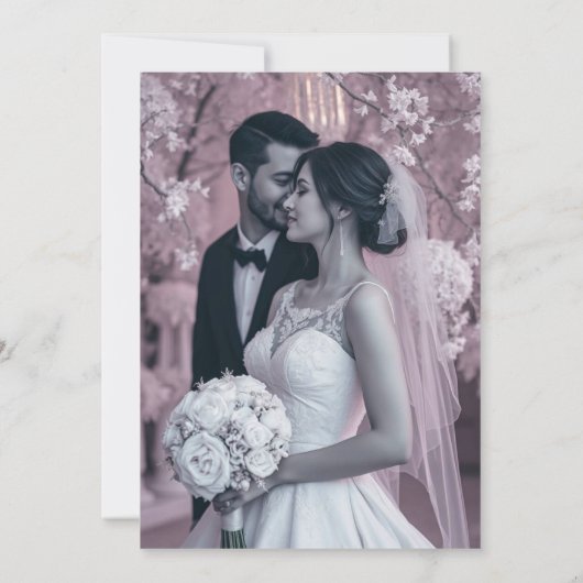 Zwarte en gouden trouwuitnodiging met koninklijke kaart (Achterkant)