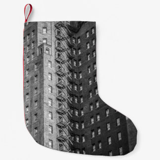 ZWARTE EN GRAY CONCRETE GEBOUWEN KLEINE KERSTSOK