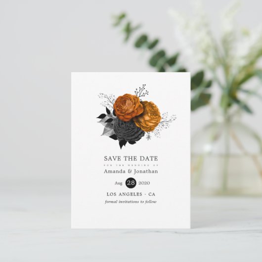zwarte en Oranje Halloween Floral Wedding Aankondigingskaart (Staand voorkant)