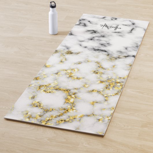Zwarte en witte goudsparametensmaak Monogram Yogamat (In situ)