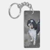 Zwarte en witte hond sleutelhanger (Voorkant Links)