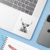 Zwarte en Witte Hoogland Koe Sticker (Laptop met iPhone)