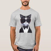 Zwarte en witte kat in een Stropdas van Tuxedo en  T-shirt (Voorkant)