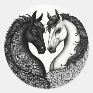 Zwarte en Witte Paarden 🐴 Elegant Equine Duo Kuns Ronde Sticker