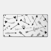 Zwarte en witte pijlen en harten bureaumat (Voorkant)